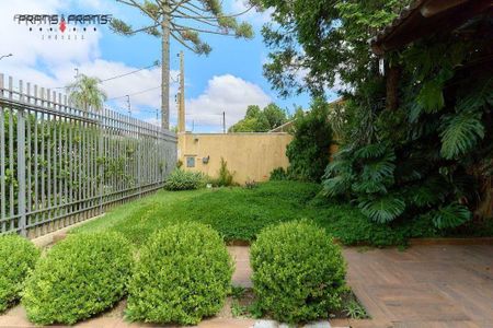 8_photo/94dce5c8c1.1987c265c069de70-ATLAS-4676dcfa-b82d-4049-a347-ef43be4ea950.jpg de casa à venda com 5 quartos, 330m² em Jardim Social, Curitiba