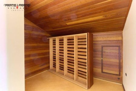 46_photo/94dce5c8c1.1987c265c069de70-ATLAS-f3ceba8b-eab2-4151-87dd-145fdd2f237d.jpg de casa à venda com 5 quartos, 330m² em Jardim Social, Curitiba