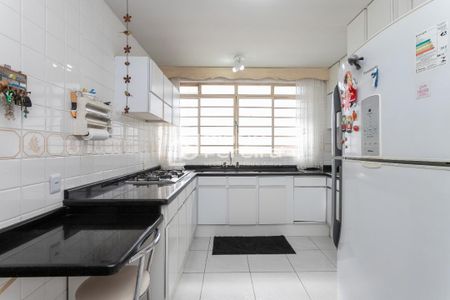 4_photo/94dce5c96f.a095ebe9a9b9d05b-ATLAS-8e9c9a94-b727-4b1b-97df-3805c30f7ac7.jpg de casa à venda com 3 quartos, 211m² em Jardim Social, Curitiba