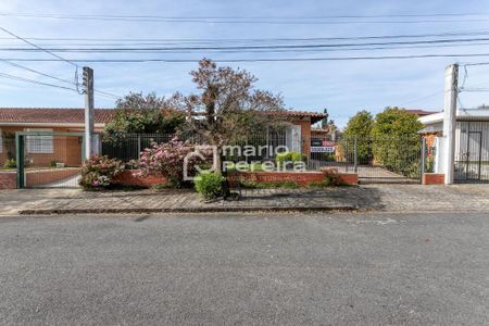 2_photo/94dce5c96f.a095ebe9a9b9d05b-ATLAS-cf51dff3-9483-48d4-a230-1a54b5e04dd6.jpg de casa à venda com 3 quartos, 211m² em Jardim Social, Curitiba