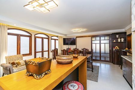 18_photo/94dce5c977.f4a5c666155909d5-ATLAS-801a7aaf-539f-4018-beeb-efe7cfbdb3ea.jpg de casa à venda com 4 quartos, 418m² em Jardim Social, Curitiba