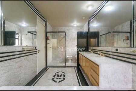 5_photo/94dce5c9c1.9fde2b1beaf38236-ATLAS-be4c64dd-366c-4df6-8d30-9a71baa5fc93.jpg de casa à venda com 4 quartos, 960m² em Jardim Social, Curitiba