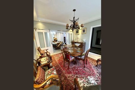 3_photo/94dce5c9c7.49e5f4e107e90c19-ATLAS-04e44771-f49f-4a20-a690-e7fd66e1ba4d.jpg de casa à venda com 3 quartos, 461m² em Jardim Social, Curitiba