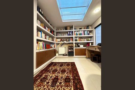 6_photo/94dce5c9c7.49e5f4e107e90c19-ATLAS-0fa30a4d-7a7f-4744-a850-6589ebce6979.jpg de casa à venda com 3 quartos, 461m² em Jardim Social, Curitiba