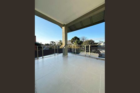 3_photo/94dce5c9c7.49e5f4e107e90c19-ATLAS-1a4783f7-d45b-4b4d-a579-cd2ea25028bd.jpg de casa à venda com 3 quartos, 461m² em Jardim Social, Curitiba