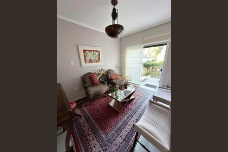 10_photo/94dce5c9c7.49e5f4e107e90c19-ATLAS-261efeef-ef81-46f8-8ae3-dc85014e4bfc.jpg de casa à venda com 3 quartos, 461m² em Jardim Social, Curitiba