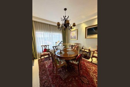 5_photo/94dce5c9c7.49e5f4e107e90c19-ATLAS-40f98d33-d230-4997-85f8-0a45edbc16e4.jpg de casa à venda com 3 quartos, 461m² em Jardim Social, Curitiba