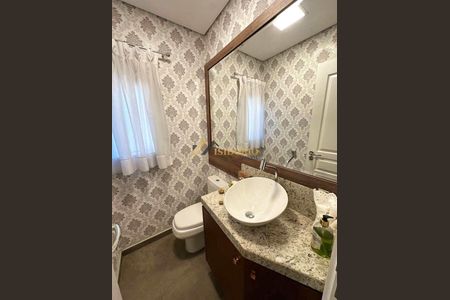 9_photo/94dce5c9c7.49e5f4e107e90c19-ATLAS-4f5017d0-734c-4786-90c3-c6b78e8f52f0.jpg de casa à venda com 3 quartos, 461m² em Jardim Social, Curitiba