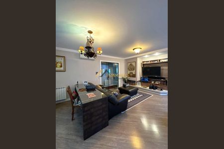 1_photo/94dce5c9c7.49e5f4e107e90c19-ATLAS-53f43397-c5c3-4b81-b50c-29dd13857155.jpg de casa à venda com 3 quartos, 461m² em Jardim Social, Curitiba