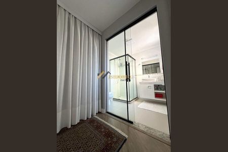 7_photo/94dce5c9c7.49e5f4e107e90c19-ATLAS-6e4147cd-36a2-4a15-b093-288330870fef.jpg de casa à venda com 3 quartos, 461m² em Jardim Social, Curitiba