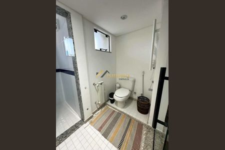 4_photo/94dce5c9c7.49e5f4e107e90c19-ATLAS-9fe13b47-825f-4afa-8f71-094cd3e59de2.jpg de casa à venda com 3 quartos, 461m² em Jardim Social, Curitiba