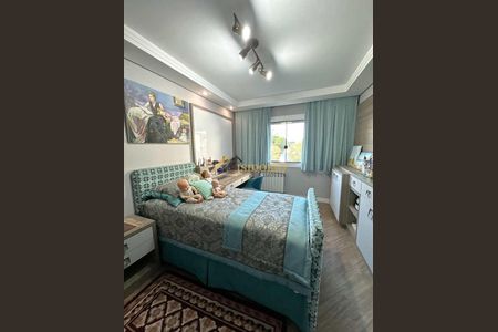 4_photo/94dce5c9c7.49e5f4e107e90c19-ATLAS-f8fb5832-68f0-435d-a341-7885dba6dbc7.jpg de casa à venda com 3 quartos, 461m² em Jardim Social, Curitiba