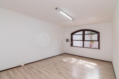 1_photo/94dce5c9d9.93b8fa184532727f-ATLAS-014ed8c8-49fd-4f5e-b700-efca702630eb.jpg de casa à venda com 4 quartos, 412m² em Jardim Social, Curitiba