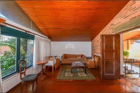 5_photo/94dce5c9dd.916125717580b33a-ATLAS-54dd841d-d5e9-4d0c-a21d-ad9efd1012ec.jpg de casa à venda com 6 quartos, 246m² em Jardim Social, Curitiba