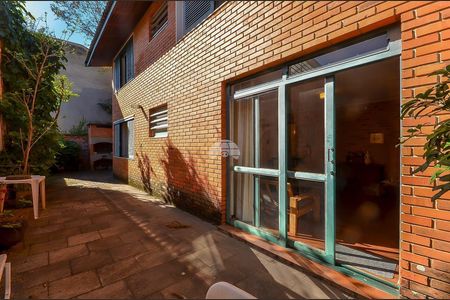 30_photo/94dce5c9dd.916125717580b33a-ATLAS-e94ec114-eb8e-4c68-87aa-5f814b9bcf24.jpg de casa à venda com 6 quartos, 246m² em Jardim Social, Curitiba