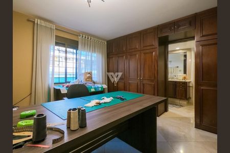 16_photo/94dce5ca37.e9744f0b397a6472-ATLAS-a319689f-71b7-43f0-b2e5-8cdd2fa51565.jpg de casa à venda com 4 quartos, 597m² em Jardim Social, Curitiba