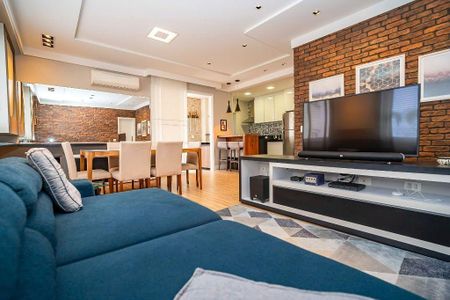 12_photo/94dce5ca8f.47f6fa489bfc5afc-ATLAS-5e9bc5c9-00a8-452a-b3a8-b30754aaf9b9.jpg de apartamento à venda com 2 quartos, 93m² em Hugo Lange, Curitiba