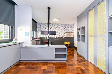 17_photo/94dce5ca9d.d60ed16da6b331d7-ATLAS-059b1563-a3eb-4720-9ada-6bffa7669972.jpg de casa à venda com 3 quartos, 422m² em Hugo Lange, Curitiba