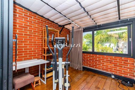 27_photo/94dce5ca9d.d60ed16da6b331d7-ATLAS-ca94e5f5-3a13-434b-a597-3ff59163bb90.jpg de casa à venda com 3 quartos, 422m² em Hugo Lange, Curitiba