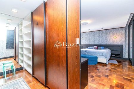 20_photo/94dce5ca9d.d60ed16da6b331d7-ATLAS-e0f7ae3c-d380-4d17-b4af-7871747ab9ec.jpg de casa à venda com 3 quartos, 422m² em Hugo Lange, Curitiba