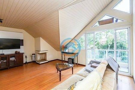 2_photo/94dce5cabd.fb95578376427d33-ATLAS-08e3fe56-6c8a-4c64-a301-9062d1125b6c.jpg de casa à venda com 3 quartos, 254m² em Alto da Glória, Curitiba