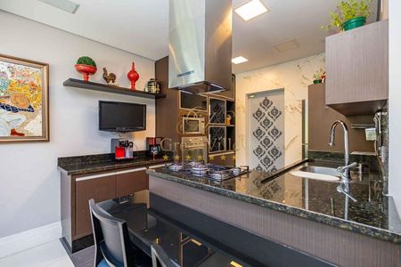 17_photo/94dce5cb71.ceff8192393c33de-ATLAS-8fc183f6-4e64-4de7-8ce8-996c8708c1b8.jpg de casa à venda com 3 quartos, 212m² em Jardim Social, Curitiba