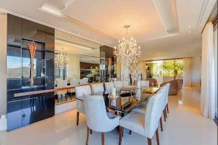 3_photo/94dce5cc6b.ceff8192393c33de-ATLAS-bcbd4071-ff29-45a0-9b69-aecd75610cd3.jpg de casa à venda com 4 quartos, 648m² em Jardim Social, Curitiba