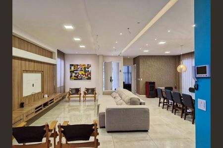 8_photo/94dce5ccb7.badfd497b63a3b5d-ATLAS-543654a7-1246-47ed-a342-268476a4e62e.jpg de casa para alugar com 3 quartos, 290m² em Hugo Lange, Curitiba