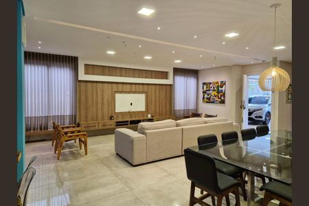 17_photo/94dce5ccb7.badfd497b63a3b5d-ATLAS-6f74964b-ceea-4b59-a89e-d65b06d3426c.jpg de casa para alugar com 3 quartos, 290m² em Hugo Lange, Curitiba