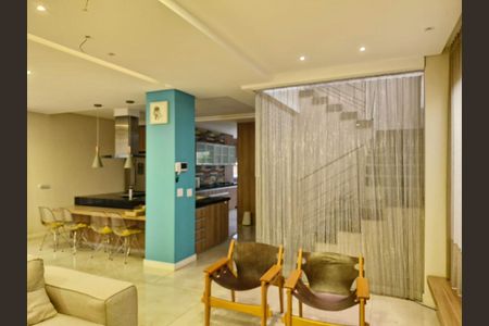 21_photo/94dce5ccb7.badfd497b63a3b5d-ATLAS-e4248efd-32d0-463f-8177-bd5d8441625e.jpg de casa para alugar com 3 quartos, 290m² em Hugo Lange, Curitiba