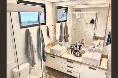 4_photo/94dce5cd0d.5ccb0f2d2e34b51f-ATLAS-12911d04-1412-4ce2-9165-26388b8d127a.jpg de apartamento à venda com 3 quartos, 150m² em Hugo Lange, Curitiba