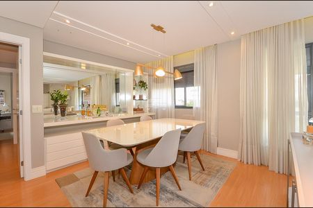 10_photo/94dce5cd0d.c5f4f4492f956e37-ATLAS-5f0a3e45-0f53-4db1-b0d8-e9e295bb2882.jpg de apartamento à venda com 3 quartos, 125m² em Hugo Lange, Curitiba