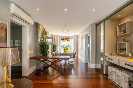 8_photo/94dce5cd15.3866df2b23c27e7e-ATLAS-5f9932b8-5ff2-4196-bcc3-2b770d79b19d.jpg de apartamento à venda com 3 quartos, 214m² em Hugo Lange, Curitiba