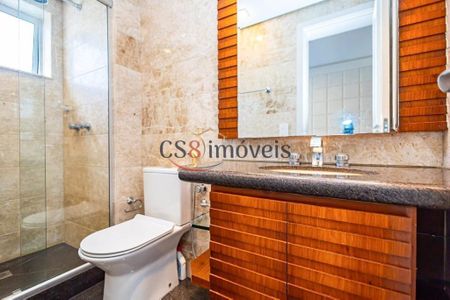 32_photo/94dce5cd15.f9cc713b9d1b39b9-ATLAS-c61b7d4c-33ca-4b61-84e7-0c2e969ea42f.jpg de apartamento à venda com 4 quartos, 214m² em Hugo Lange, Curitiba