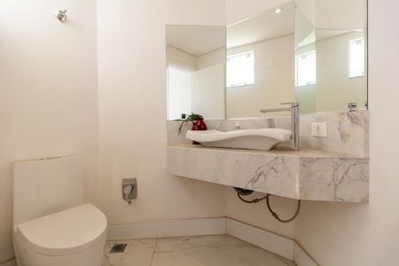 5_photo/94dce5cd21.8c3015100322655e-ATLAS-53cb89d8-4d1e-4c7b-b9cc-3d24a14d1dbe.jpg de casa para alugar com 3 quartos, 514m² em Hugo Lange, Curitiba