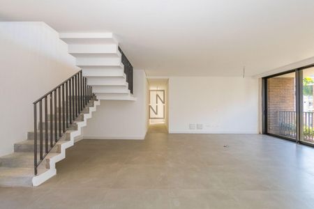 3_photo/94dce5cd4f.03ad06044f93bdc0-ATLAS-1fcd418b-4611-4e9c-be2a-b69bf345fc0d.jpg de apartamento à venda com 3 quartos, 368m² em Hugo Lange, Curitiba