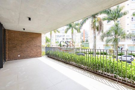 9_photo/94dce5cd4f.093692c260a5e02a-ATLAS-440dd0fa-7294-4e3a-a9a3-32a6a6a361f5.jpg de apartamento à venda com 4 quartos, 230m² em Hugo Lange, Curitiba