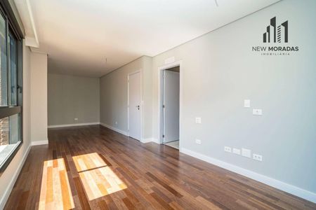 7_photo/94dce5cd4f.a06c554ccff76e37-ATLAS-70b1a197-9f36-4205-8ab2-b23f9b2b1074.jpg de apartamento à venda com 3 quartos, 364m² em Hugo Lange, Curitiba