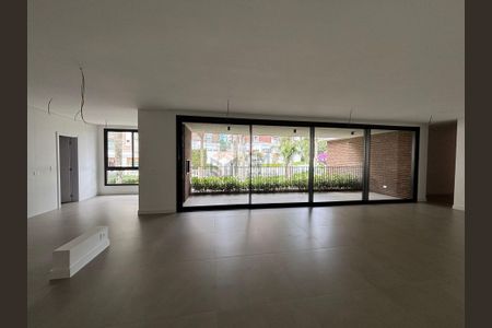 27_photo/94dce5cd4f.d9a9193155b28fa6-ATLAS-d6ee0720-f039-422a-a40e-956a4156c95a.jpg de apartamento à venda com 3 quartos, 221m² em Hugo Lange, Curitiba