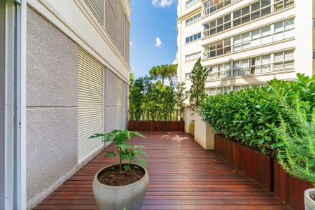 29_photo/94dce5cd69.643f2a74a74031aa-ATLAS-7d8a09a3-a46f-43ab-a1e9-6ed2f2f896c6.jpg de apartamento à venda com 4 quartos, 433m² em Hugo Lange, Curitiba