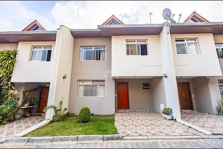 11_photo/94dce5ce1f.4dac0df083c1e492-ATLAS-65bf83d8-a1aa-4984-a028-d6cc682ec785.jpg de casa à venda com 3 quartos, 120m² em Bacacheri, Curitiba