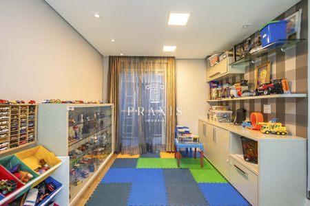 4_photo/94dce5cf4b.ce6648fb854cf78a-ATLAS-0d3debbd-f35c-4b8a-adeb-7a7bfba91f9d.jpg de casa à venda com 3 quartos, 198m² em Jardim Social, Curitiba