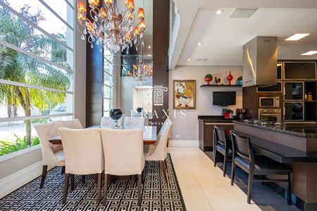 11_photo/94dce5cf4b.ce6648fb854cf78a-ATLAS-1756fe5c-a2e3-4e55-81f1-b636de25d63c.jpg de casa à venda com 3 quartos, 198m² em Jardim Social, Curitiba