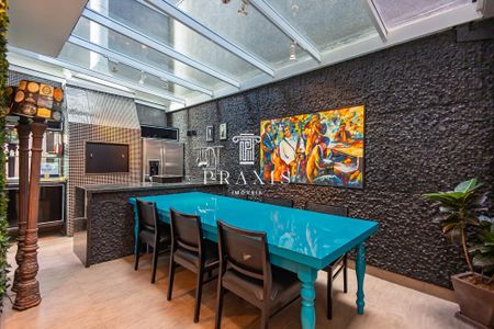 9_photo/94dce5cf4b.ce6648fb854cf78a-ATLAS-de7c2358-4c5f-49eb-8d54-ecb36f454bc0.jpg de casa à venda com 3 quartos, 198m² em Jardim Social, Curitiba