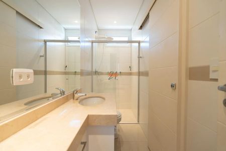 42_photo/94dce5cf4b.d05a2d10473c09ea-ATLAS-45dac25f-3af8-4ee9-94cc-169f5e4deaed.jpg de casa à venda com 3 quartos, 182m² em Jardim Social, Curitiba