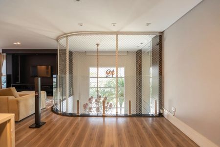 29_photo/94dce5cf4b.d05a2d10473c09ea-ATLAS-6e950cd9-6872-4667-bd5b-b45bf96d8f7d.jpg de casa à venda com 3 quartos, 182m² em Jardim Social, Curitiba