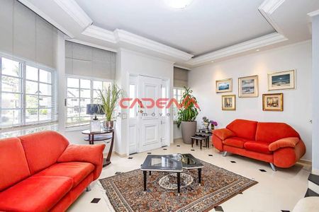 4_photo/94dce5cf65.7a37549eceeba21f-ATLAS-09e5b9bd-147c-4a90-8c0b-dc1b848c8dd2.jpg de casa à venda com 4 quartos, 339m² em Jardim Social, Curitiba