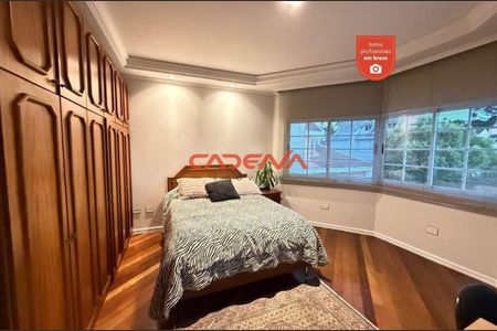 8_photo/94dce5cf65.7a37549eceeba21f-ATLAS-2caf397e-1f0b-4419-adda-ce0af93cc475.jpg de casa à venda com 4 quartos, 339m² em Jardim Social, Curitiba