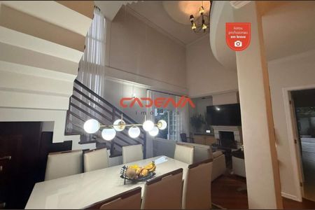 12_photo/94dce5cf65.7a37549eceeba21f-ATLAS-467a1e83-0e64-47b3-bf5d-f0f7a44d79cb.jpg de casa à venda com 4 quartos, 339m² em Jardim Social, Curitiba