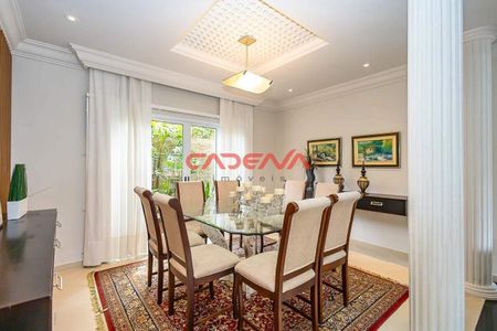 7_photo/94dce5cf65.7a37549eceeba21f-ATLAS-8e46f92e-32c7-48dc-91af-16e46ad0c9a3.jpg de casa à venda com 4 quartos, 339m² em Jardim Social, Curitiba